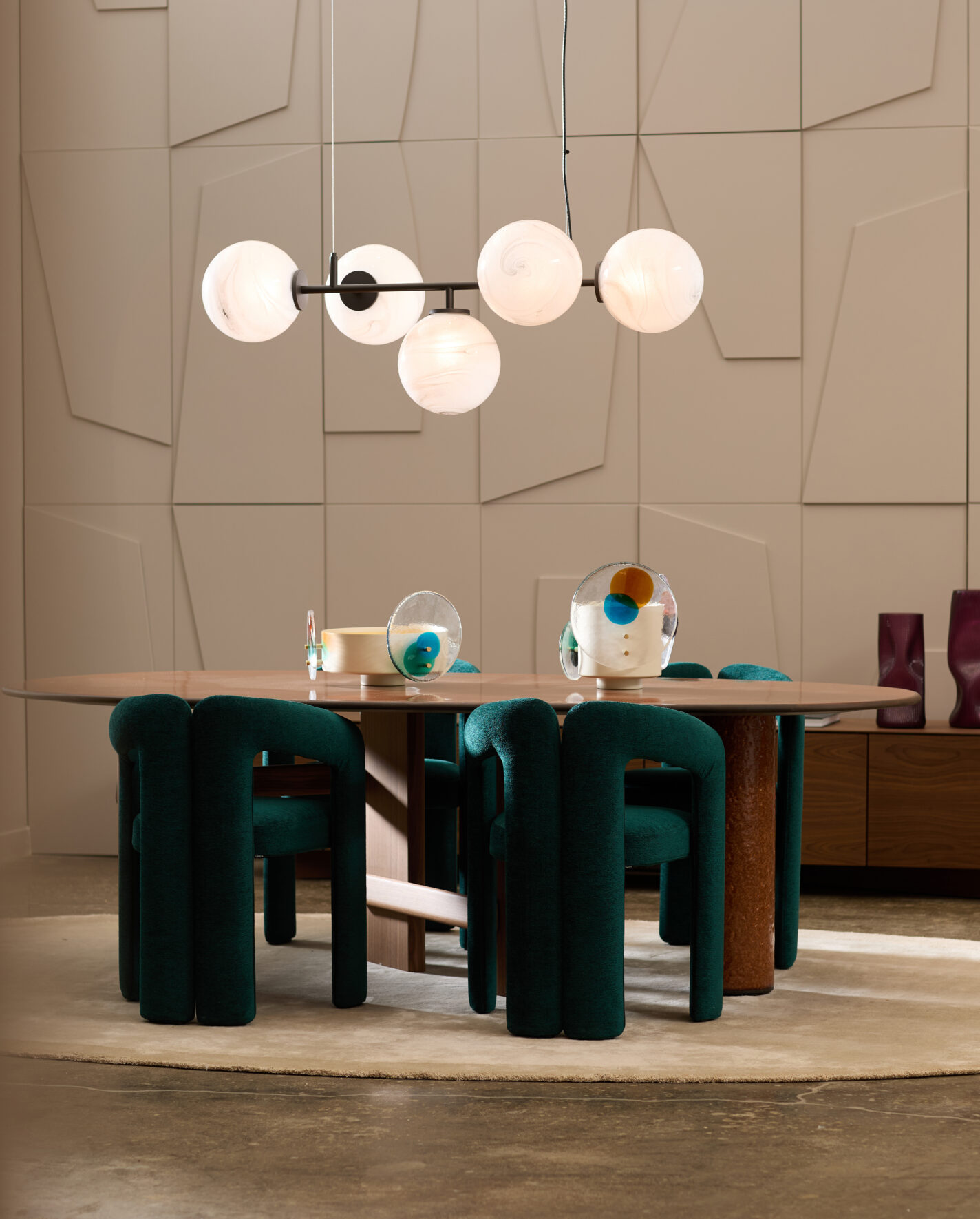 ajaco◇Cassina　East By EastwestJASMIN2 CASSINA - An evolving vision of the contemporary home. The